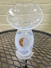 Load image into Gallery viewer, Haakaa Breast Pump/Milk Collector